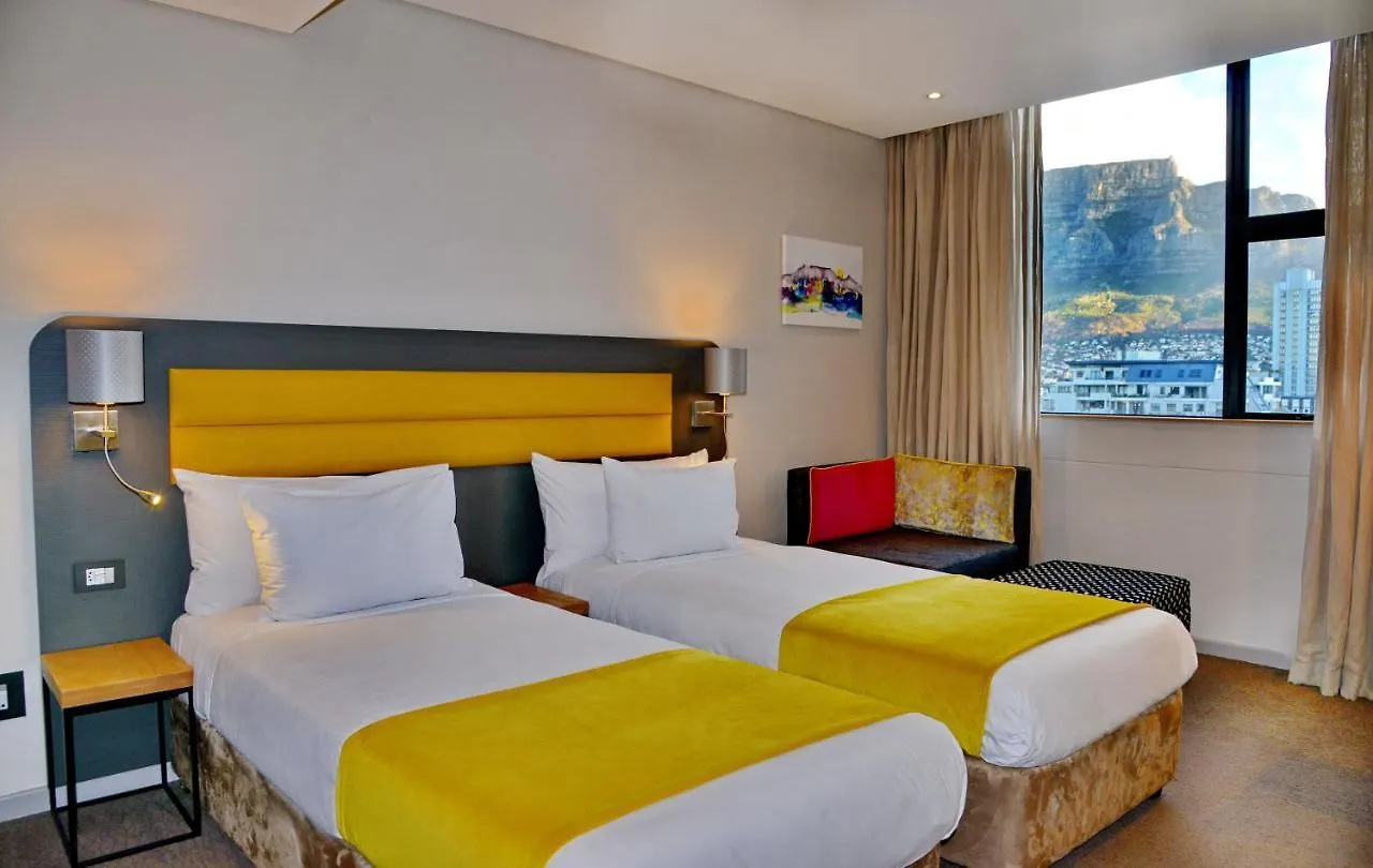 Cresta Grande Cape Town Hotel