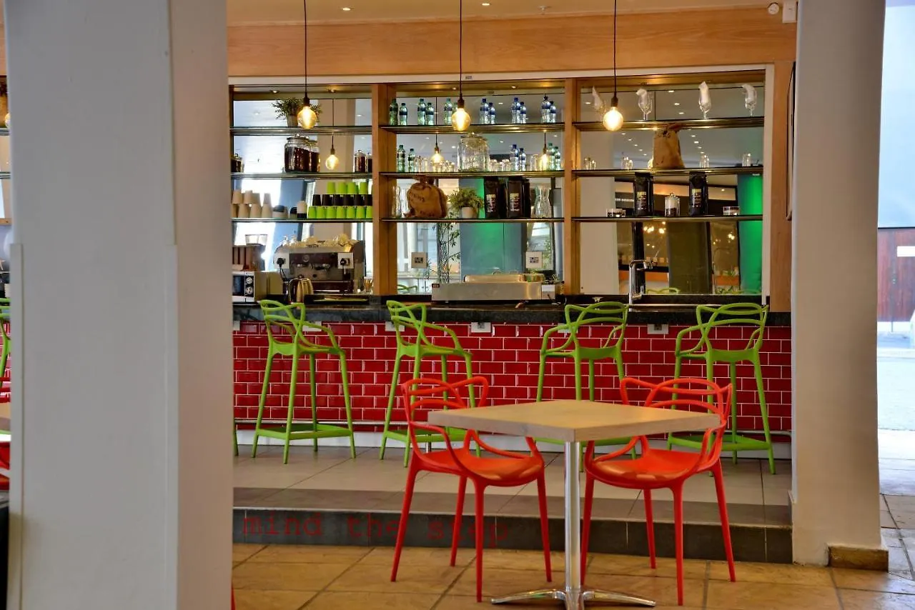 Cresta Grande Cape Town Hotel