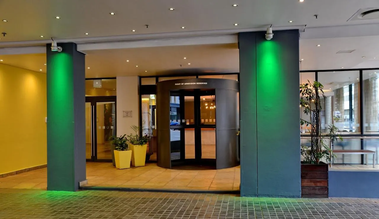 Cresta Grande Cape Town Hotel