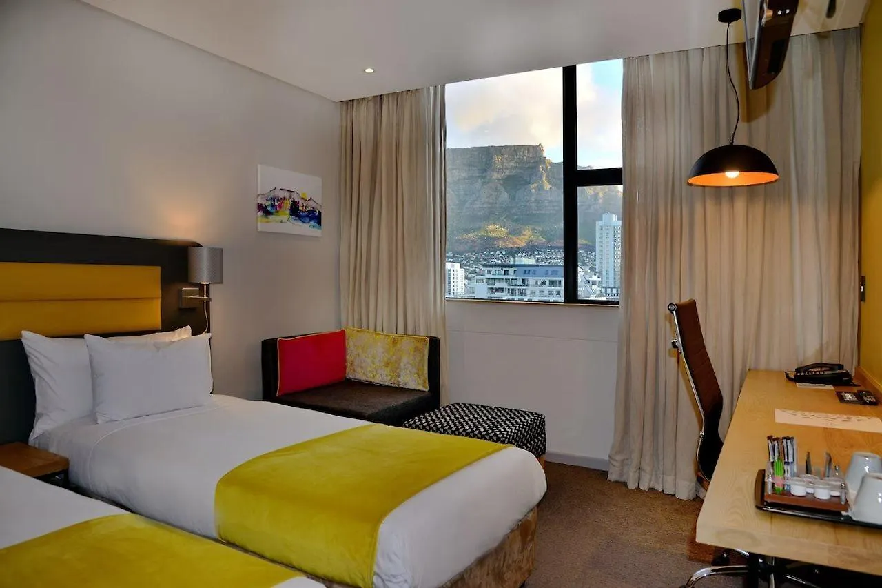 Cresta Grande Cape Town Hotel