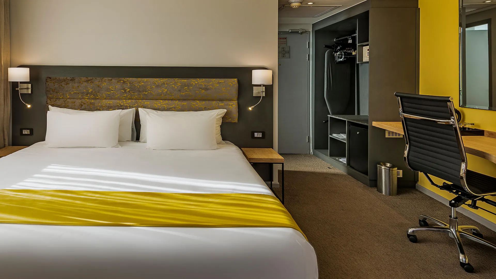 Cresta Grande Cape Town Hotel